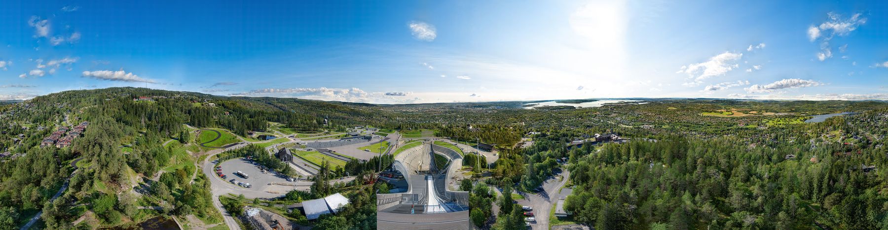 Hele panoramaet over Oslo fra Holmenkollen